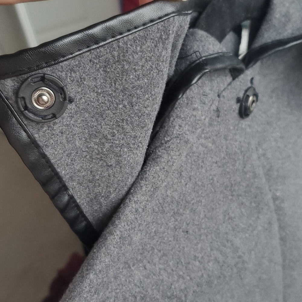 Crossover Jacket - Picture 4 of 6